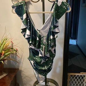 SEXY SPORLIKE MED One Piece Swimsuit V-Neck Ruffle Bathing Suit Monokini
